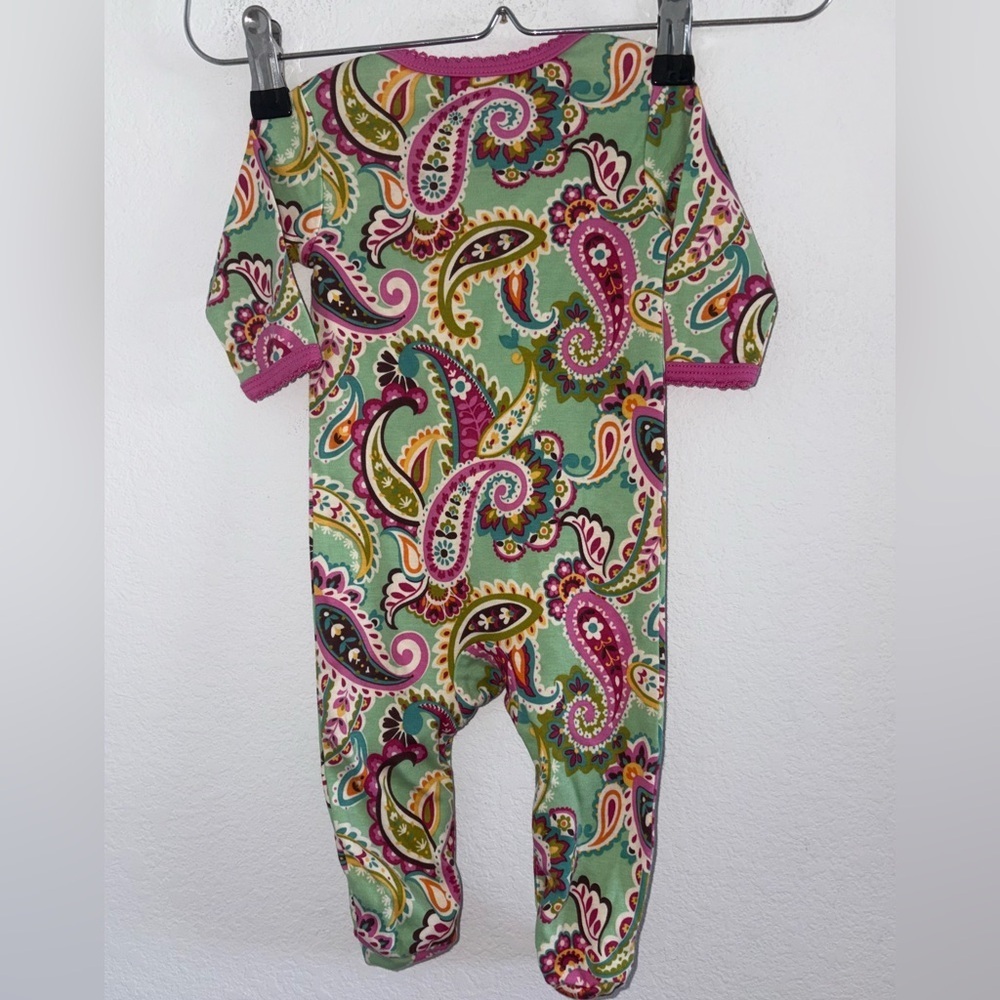 Vera Bradley Baby Tutti Frutti Footed Sleeper 0-3M - Picture 6 of 11